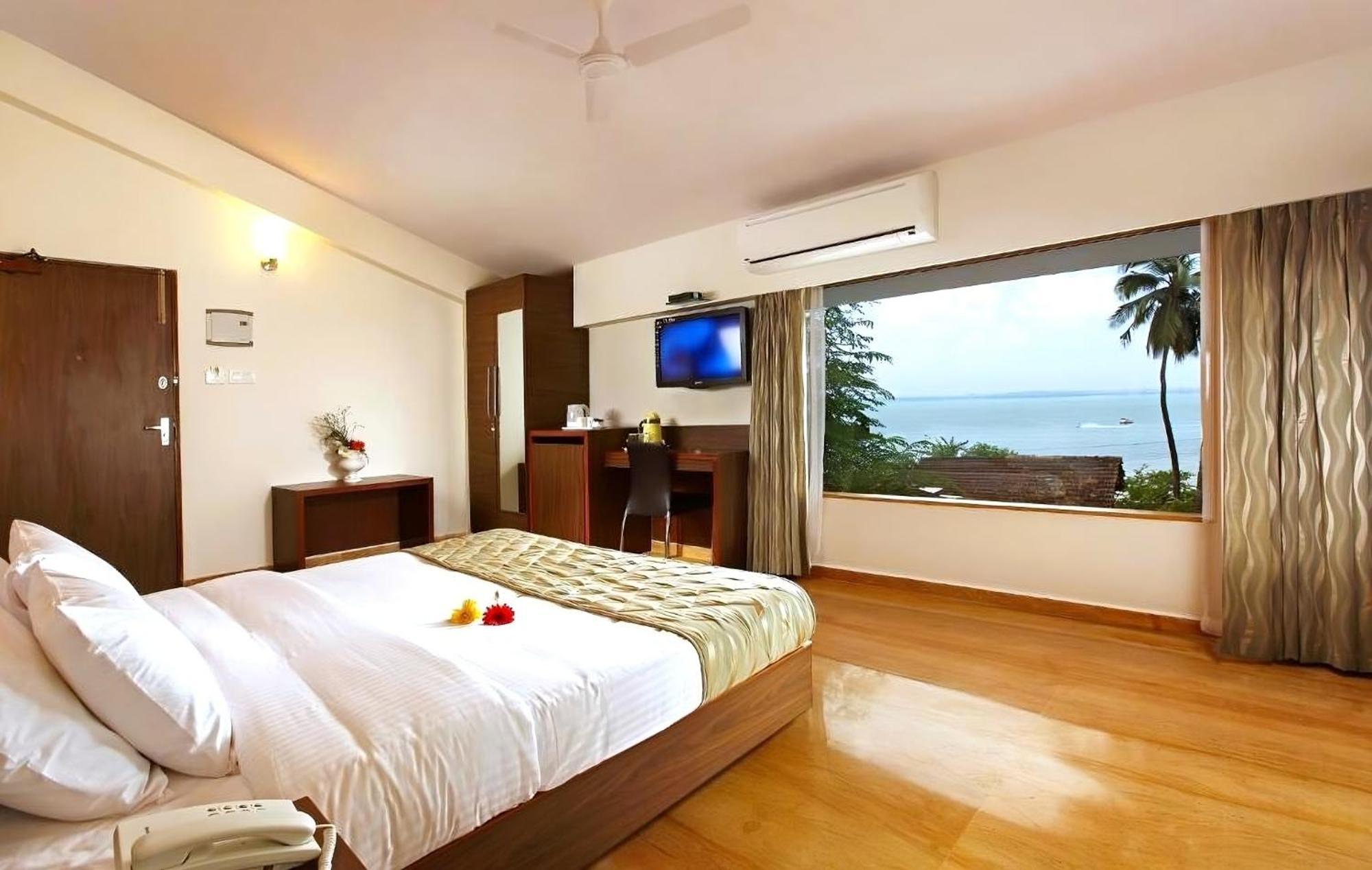 The Hawaii Comforts Panaji Exterior foto